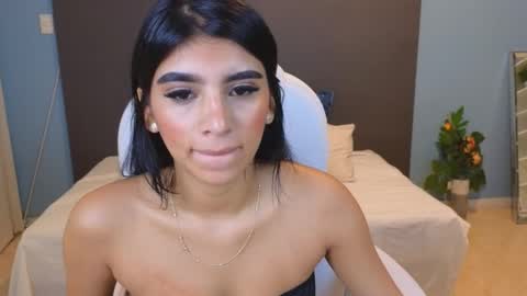 Maiaa Ruiz  online show from 01.09.25