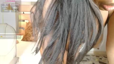 Maia Charris online show from 11.06.25