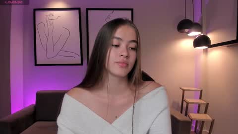  Maia  online show from 10.10.25