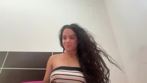 Snapshot of maiapark chatting on 07.23.26 Maia online show from 07.23.26