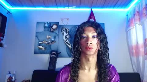 Bella Maidi online show from 01.19.25