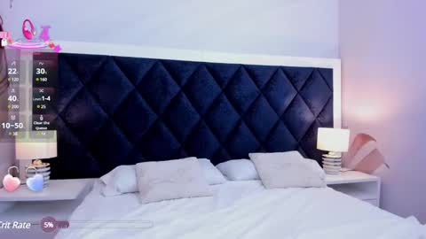 Snapshot of maiia_cute chatting on 02.22.25 Maiia Cute online show from 02.22.25