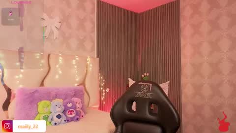 maiily_tay online show from 02.04.26