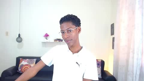 Snapshot of maiki18 chatting on 01.20.25 I am Maik online show from 01.20.25