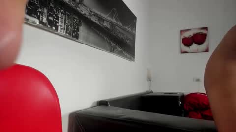 Snapshot of maikol_twinkx1 chatting on 04.23.26 MAIKOL online show from 04.23.26