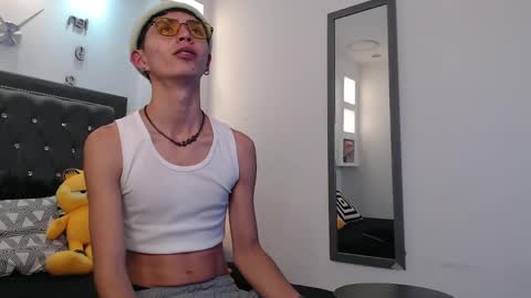 Maiky Cooper online show from 03.06.25