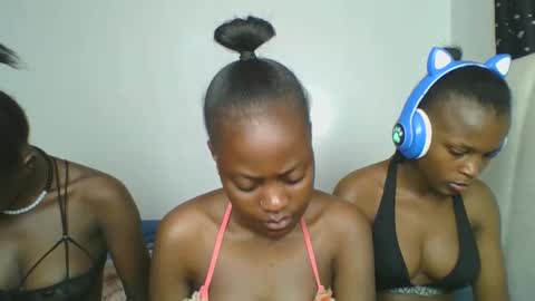 maira luv1 online show from 02.04.26