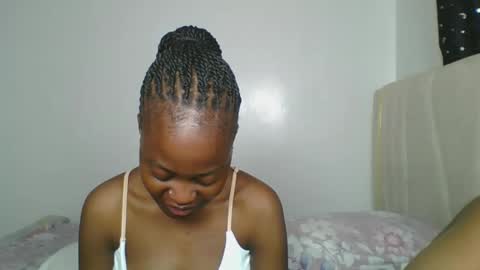 maira luv1 online show from 02.11.26