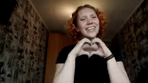 Snapshot of mairegiovanini chatting on 06.16.26 Emma online show from 06.16.26