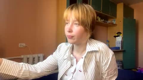 Evie online show from 06.17.26
