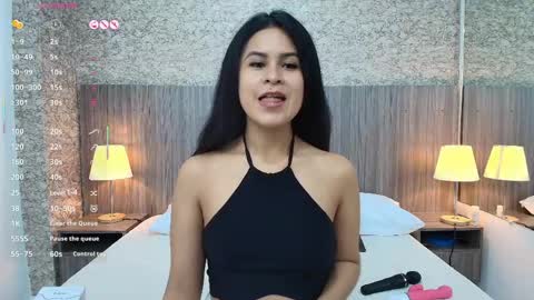 Snapshot of maite_jhon chatting on 05.27.26 online show from 05.27.26