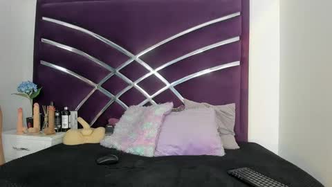 maite online show from 09.22.25