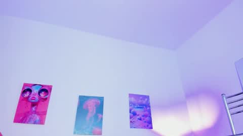 mai  online show from 10.14.25