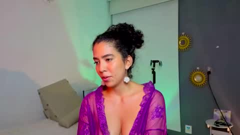   Lauu online show from 02.16.26