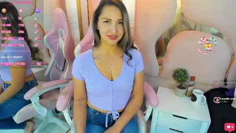 Snapshot of maiyajoness chatting on 07.30.26 maiyajoness online show from 07.30.26
