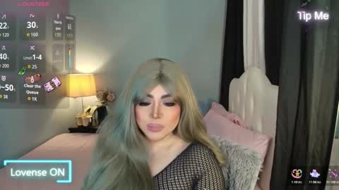 majestydannaxx online show from 12.15.25