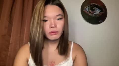 Snapshot of makemesquirt_xxx chatting on 05.05.26 KEANA online show from 05.05.26