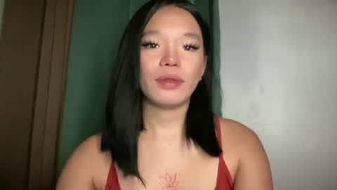 Snapshot of makemesquirt_xxx chatting on 05.11.26 KEANA online show from 05.11.26