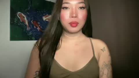 Snapshot of makemesquirt_xxx chatting on 05.28.26 KEANA online show from 05.28.26