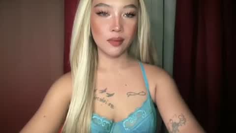 Snapshot of makemesquirt_xxx chatting on 05.29.26 KEANA online show from 05.29.26