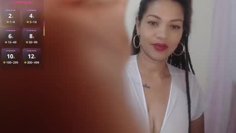 MAKENNAA online show from 02.10.26