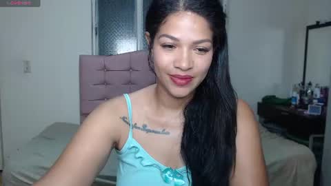 Snapshot of makennaa_1 chatting on 06.15.26 MAKENNAA online show from 06.15.26