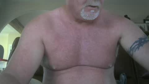 Snapshot of makinit0808 chatting on 06.12.26 makinit0808 online show from 06.12.26