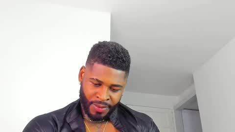 Makonnen online show from 11.17.25