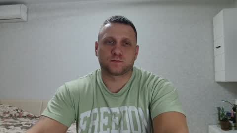 Snapshot of malchyshka chatting on 01.07.25 malchyshka online show from 01.07.25