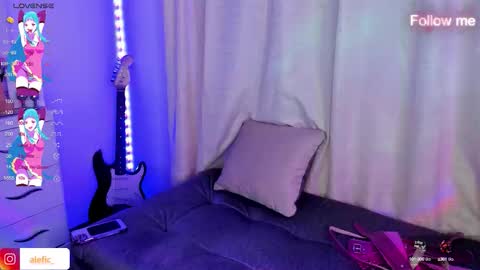 Snapshot of malefic_soul chatting on 10.08.25 MALEFIC online show from 10.08.25