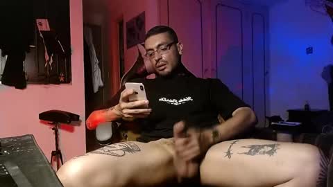 Snapshot of malek_xarx chatting on 03.21.26 malek_xarx online show from 03.21.26