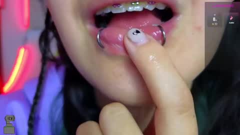 Snapshot of malicia_witch_ chatting on 02.14.25 Mar Alicia Rosie v A L I C I A W I T C - Meg Cherie online show from 02.14.25