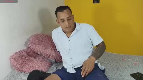 Snapshot of malikandaisha chatting on 11.19.25 Malik Aisha online show from 11.19.25