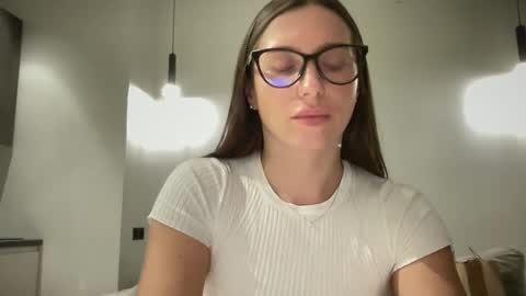 malina568708 online show from 12.17.24