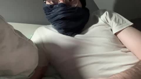 Charlyyee   online show from 02.22.25