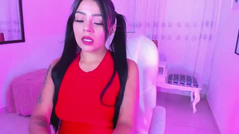 Mallorie online show from 04.22.26