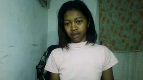 Snapshot of malluna4 chatting on 06.21.26 Malluna online show from 06.21.26