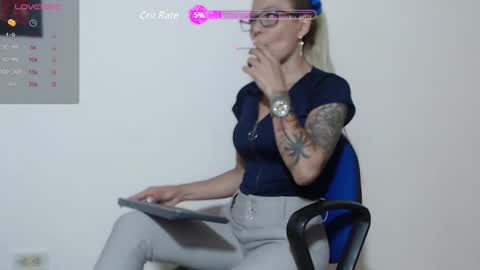 Snapshot of malory_golosa chatting on 12.17.24 Malory online show from 12.17.24