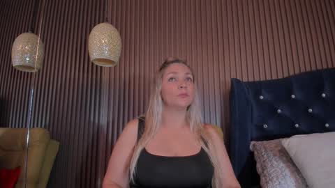 MalorySweet  online show from 02.20.26