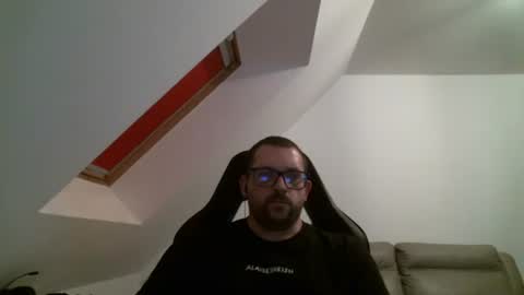 Snapshot of malou2927 chatting on 05.31.26 breton online show from 05.31.26