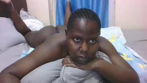 Snapshot of mamasita2023 chatting on 02.24.25 mamasita2023 online show from 02.24.25