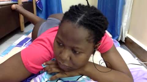 Snapshot of mamasita2023 chatting on 10.30.25 mamasita2023 online show from 10.30.25