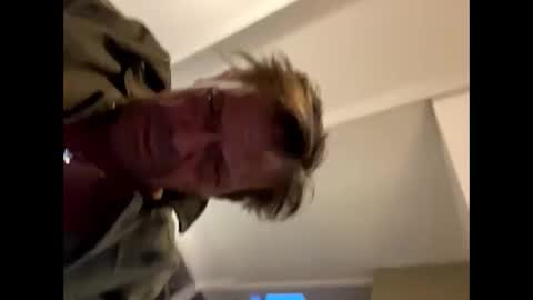 Snapshot of man38110 chatting on 05.29.26 man38110 online show from 05.29.26
