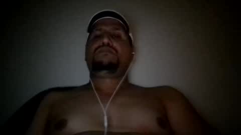 Snapshot of man_new chatting on 02.21.25 Man new online show from 02.21.25