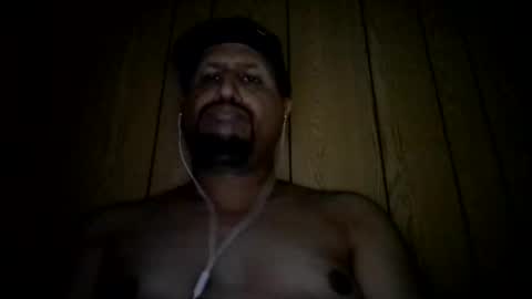Snapshot of man_new chatting on 11.23.25 Man new online show from 11.23.25