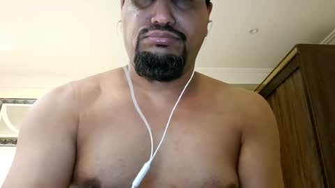 Snapshot of man_new chatting on 06.24.26 Man new online show from 06.24.26
