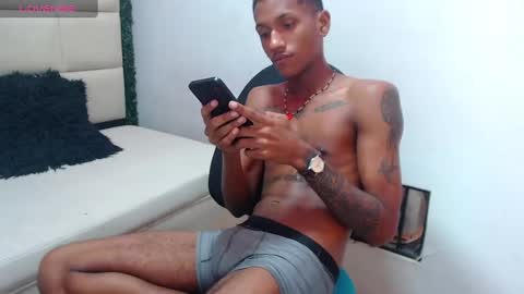 man_san11 online show from 12.30.24