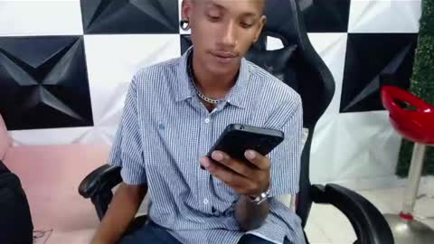 man_san11 online show from 02.21.25