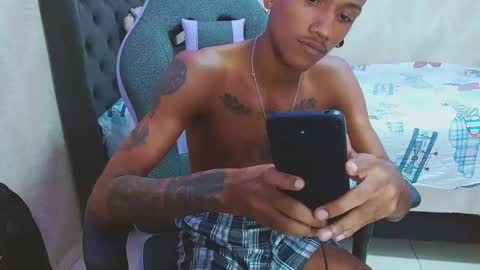 man_san11 online show from 02.28.25