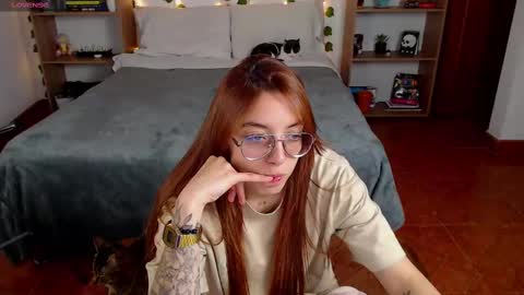 Snapshot of mangxx chatting on 03.10.25 Danny online show from 03.10.25